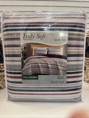 Full/Queen Quilt Set Truly Soft Everyday Multi Stripe White & Blue, Burgundy & K